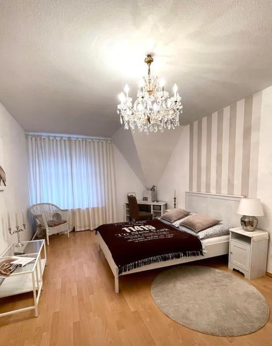 Lejlighed Dachgeschosswohnung Mit 2 Schlafzimmern Zentrum Nord Mit Aufzug *